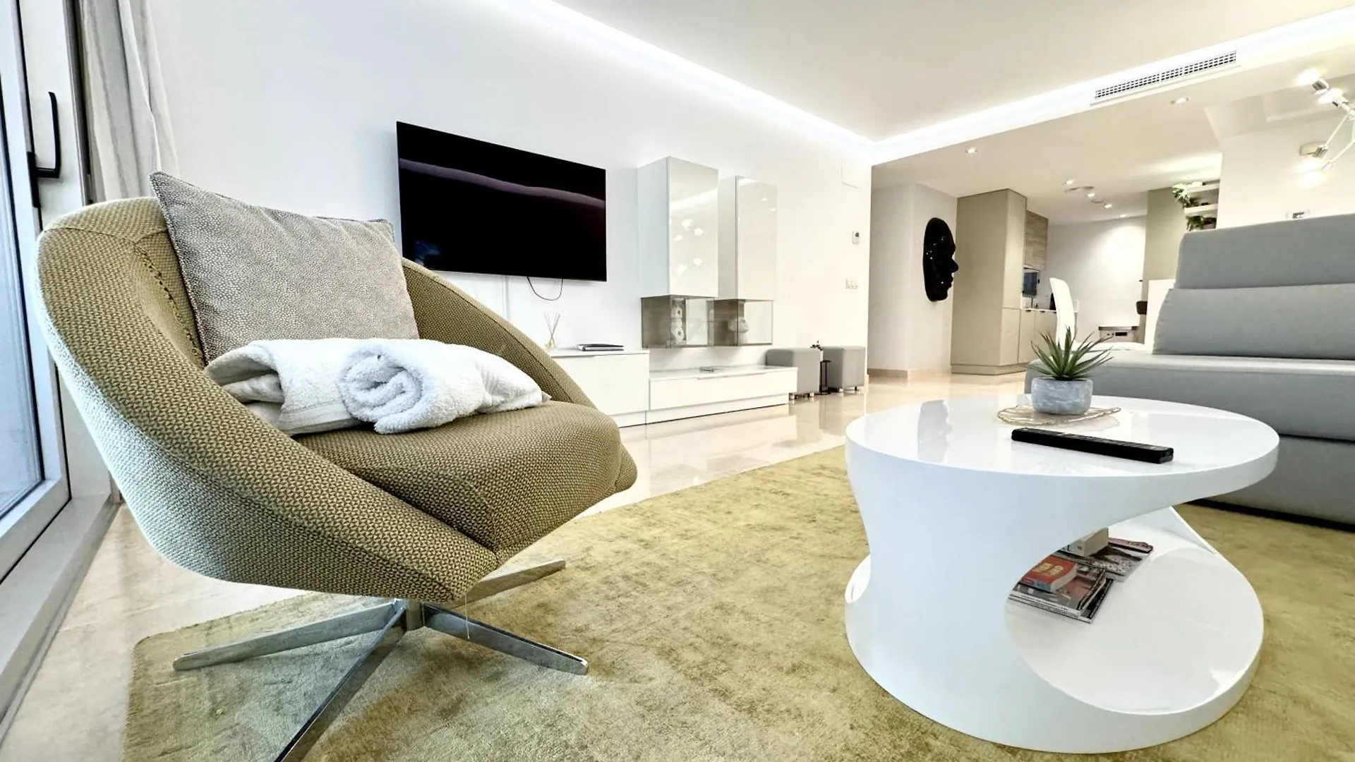 Modern Flat With Private Garden In Royal Banus Apartment Marbella 0*,  Spain