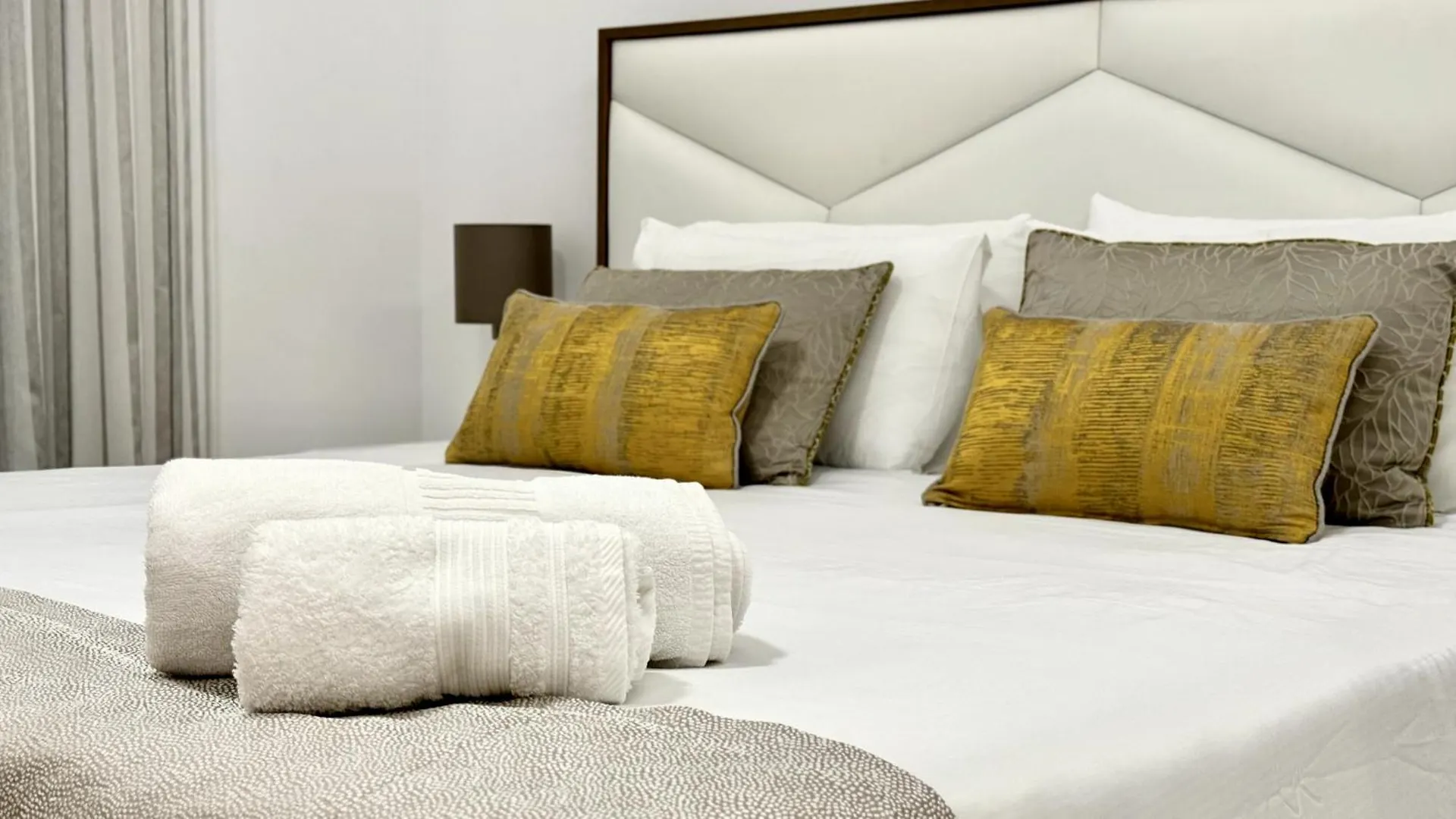 Modern Flat With Private Garden In Royal Banus Apartment Marbella 0*,
